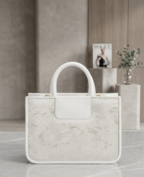 NS CARRY BAGS AVAILAIBLE IN DIFFERENT COLORS